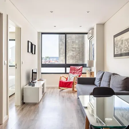 Joivy Modern 1-bed In Apartamento Porto