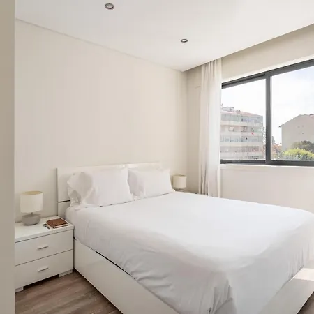 Joivy Modern 1-bed In